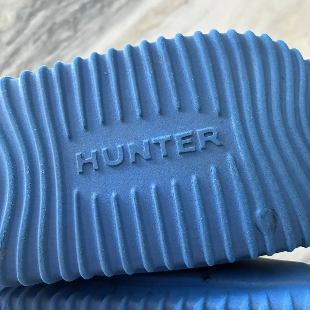 Hunter kids bloom